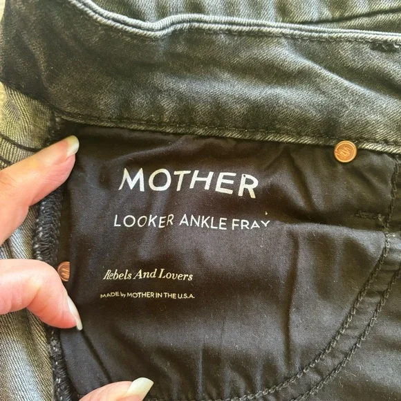 MOTHER Denim Looker Ankle Fray Gray Size 27 EUC